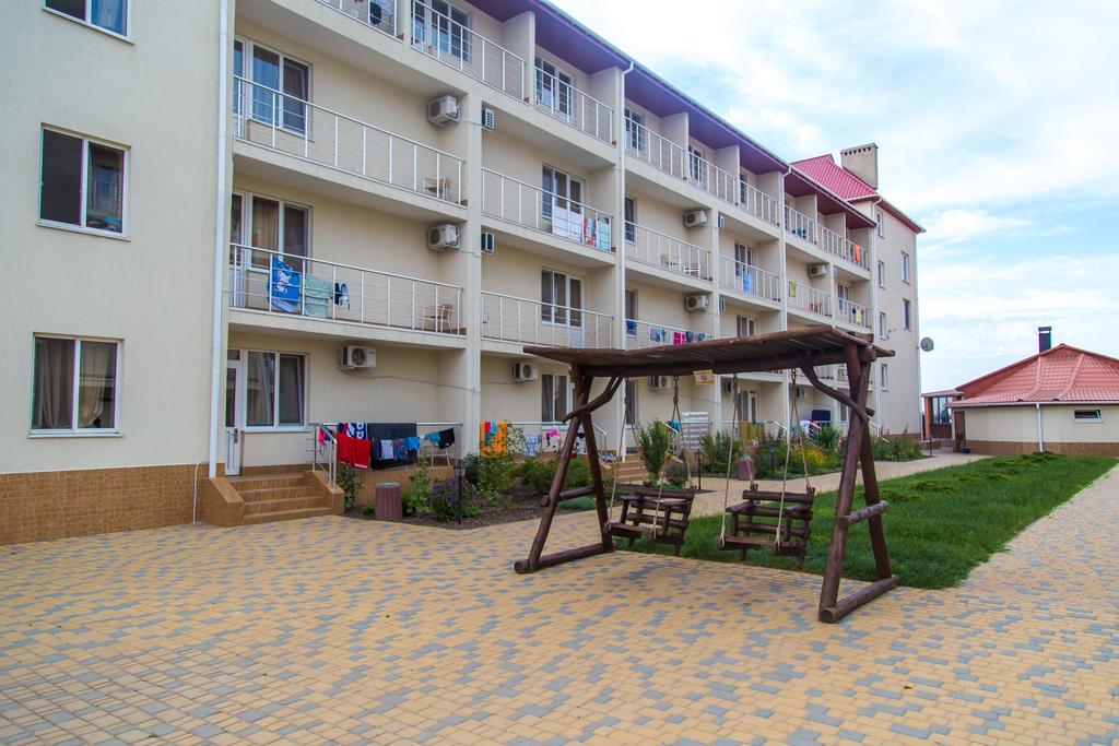 Delfin Hotel Koblevo Luaran gambar