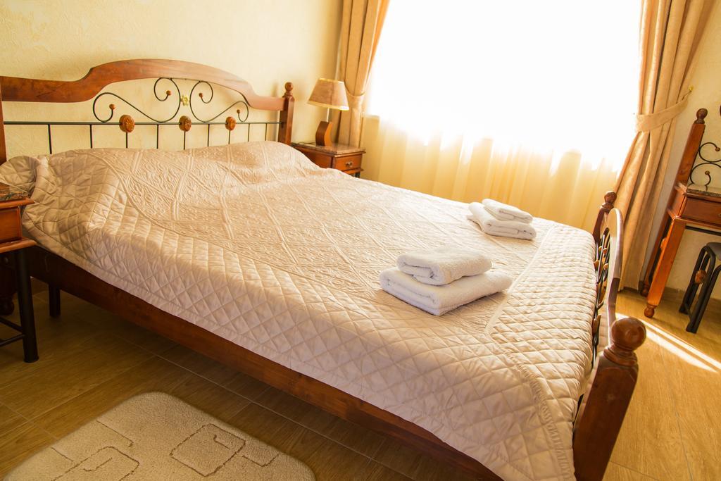 Delfin Hotel Koblevo Luaran gambar